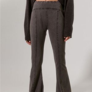 Urban Outfitters Out From Under Yoga Pants